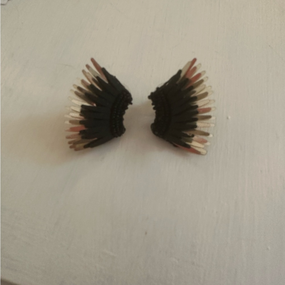 Mignonne Gavigan Mini Madeline Earrings